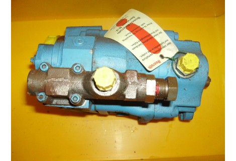 Hydrauliek pomp vickers pvm018er nieuw